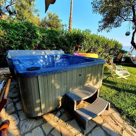 Corfu Beachfront House 13