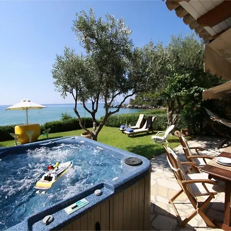 Corfu Beachfront House 13 *
